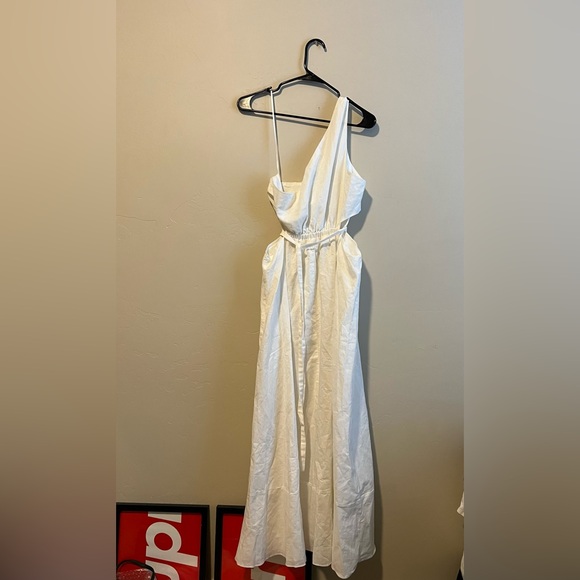 Runway Scout Dress - Picture 2 of 3